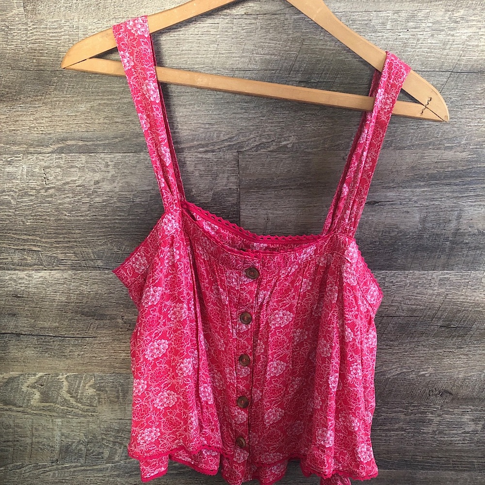 Free People Red Floral Crop Tank buttons Blouse Shirt Size Small